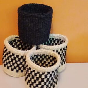 Weaved serviette basket 350/-